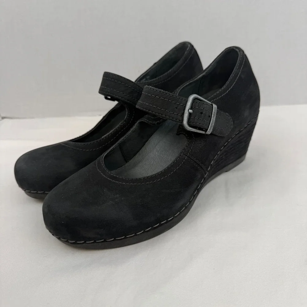 Dansko black nubuck